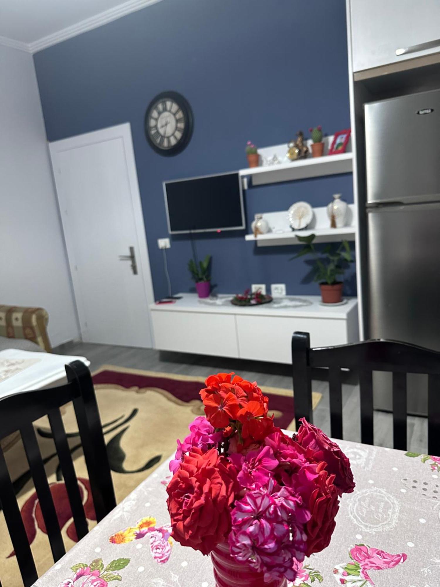 Erdi'S Home 培拉特 外观 照片